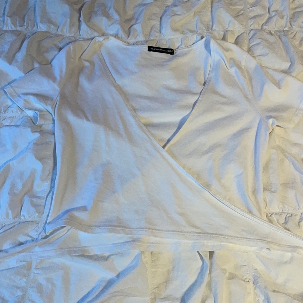 white brandy melville cross body tie cropped shirt
